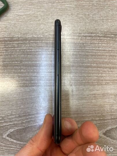 iPhone 7, 32 ГБ