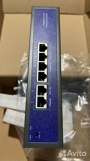 Poe switch коммутатор на 4 порта