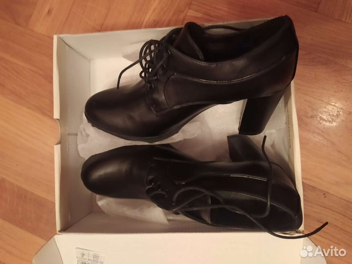 Полуботинки новые