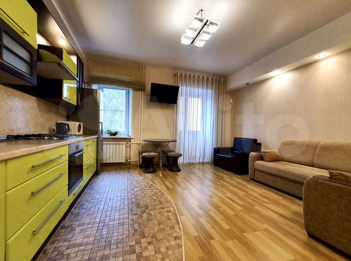 2-к. квартира, 55 м², 3/5 эт.