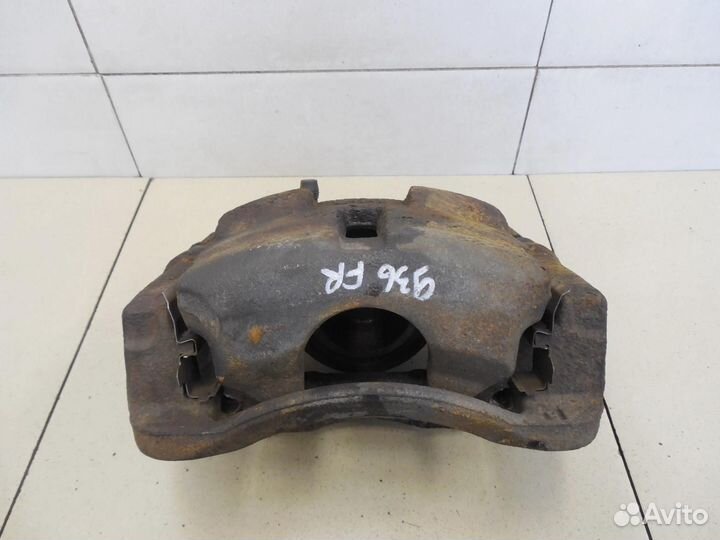 Суппорт передний правый Qashqai (J10) 2006-2014