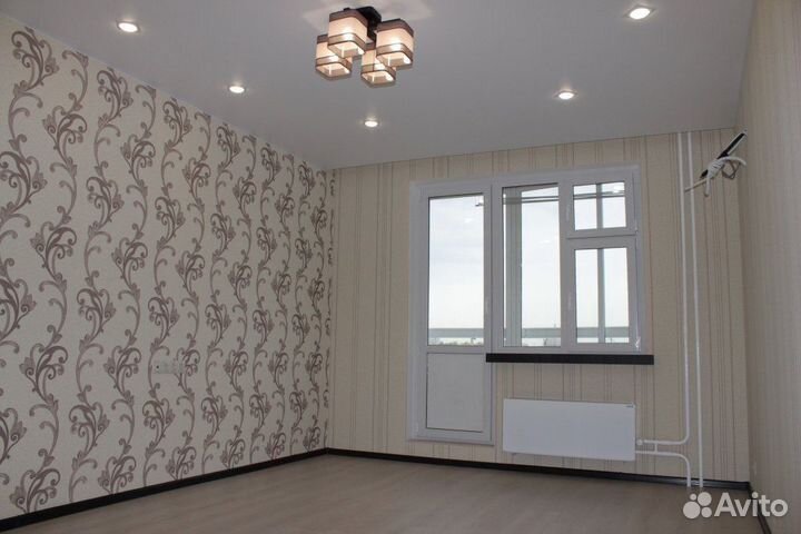 Поклейка обоев, укладка плитки