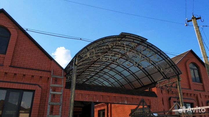 Навесы кованные из поликарбоната