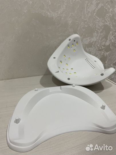 Лампа для ногтей новая