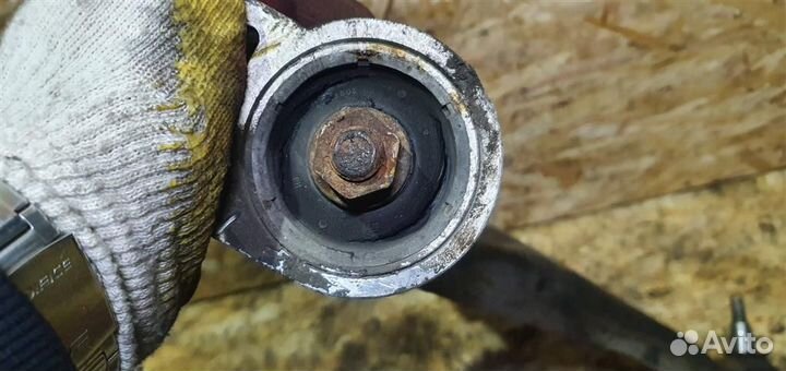 Рычаг передний правый Opel Antara 2007-2015