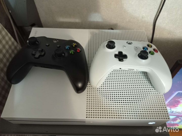 Xbox One S