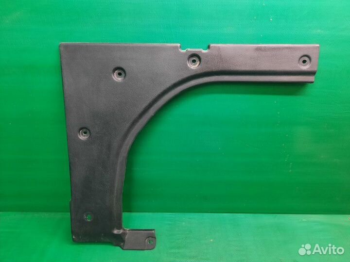 Накладка проема багажника правая Hyundai Elantra