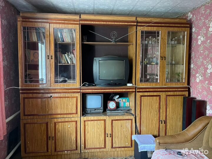 Стенка в гостиную