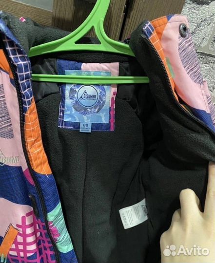 Продам зимний комбинезон на девочку