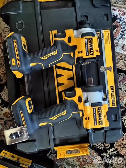 Гайковерт DeWalt dcf922nt