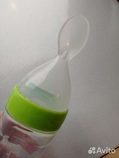 Бутылочка-ложка для кормления. Новая