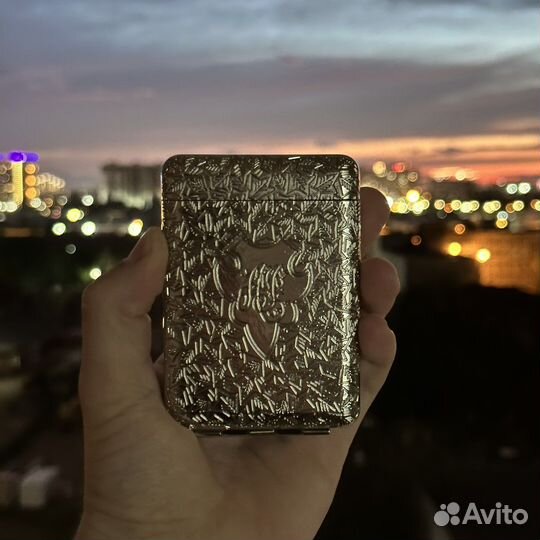 Портсигар Отсрые козырьки