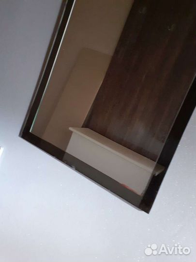 Зеркало настенное, фигурное, б/у, 145х62см