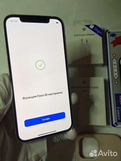iPhone 12, 64 ГБ