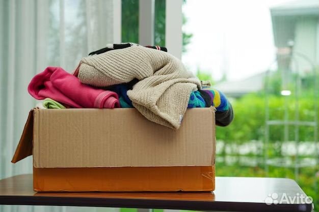 Коробка с вещами