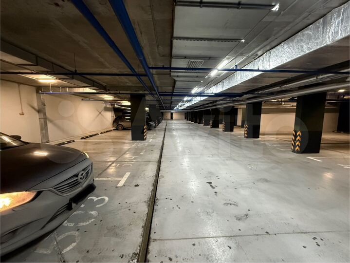 Машиноместо, 14 м²