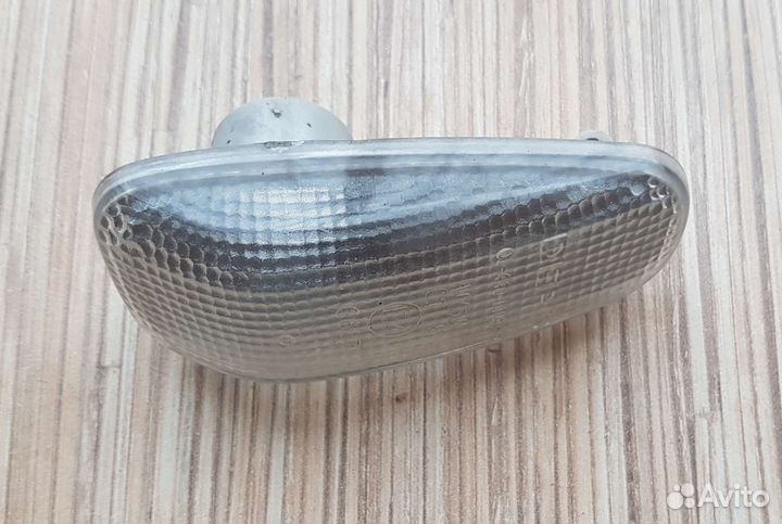 Повторитель поворота Mercedes w210