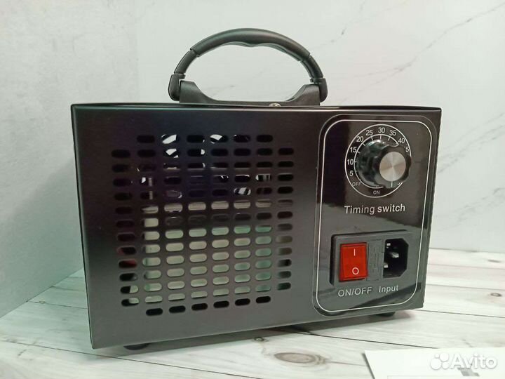 Озонатор воздуха 60 г генератор озона черный