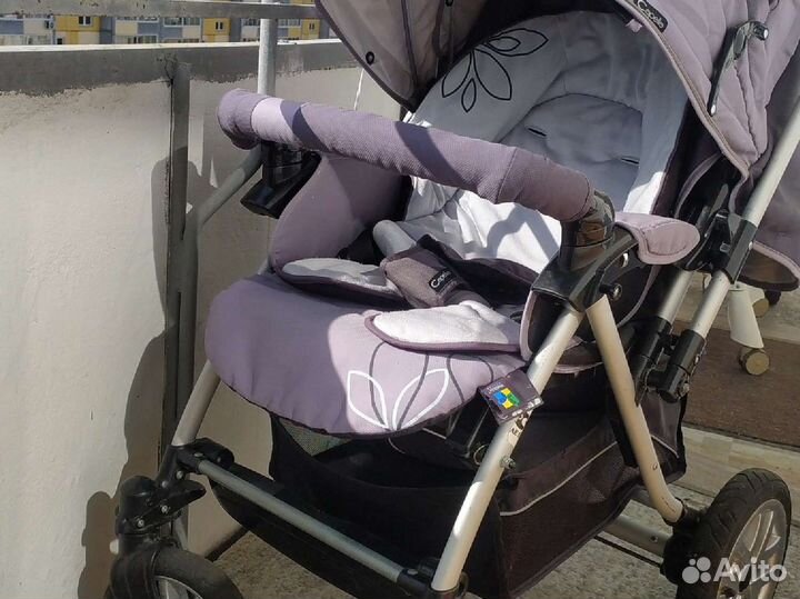 Прогулочная коляска