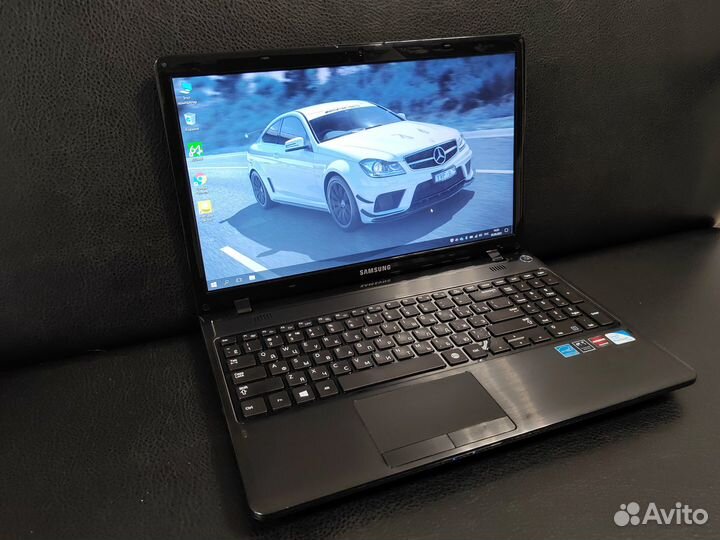 Samsung / 2020M / AMD HD 7600M / SSD 256GB