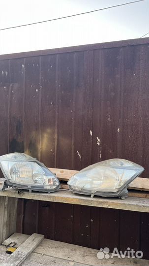 Фара Passo Boon Sirion