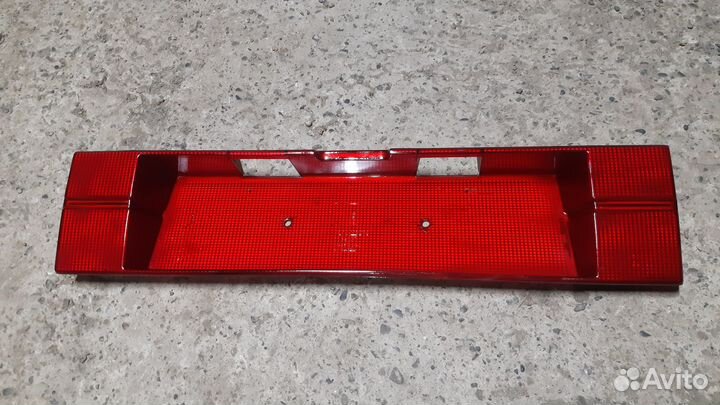 Бленда оригинальная на Вольво 740-760 седан