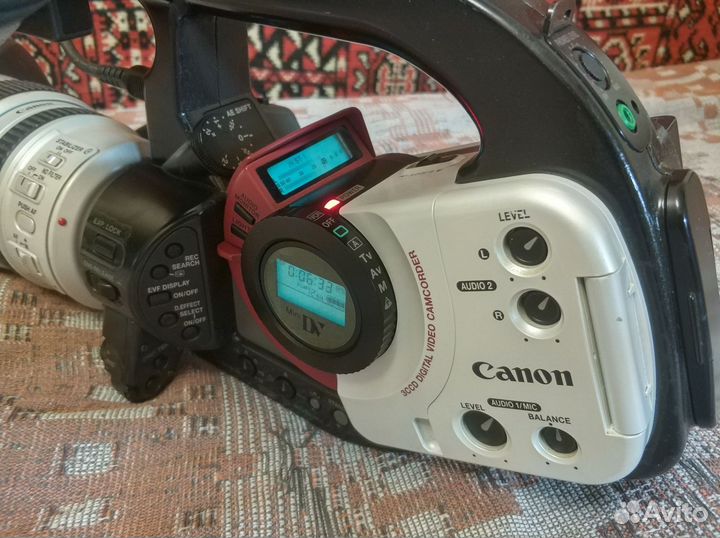 Видеокамера Canon DM-XL1e