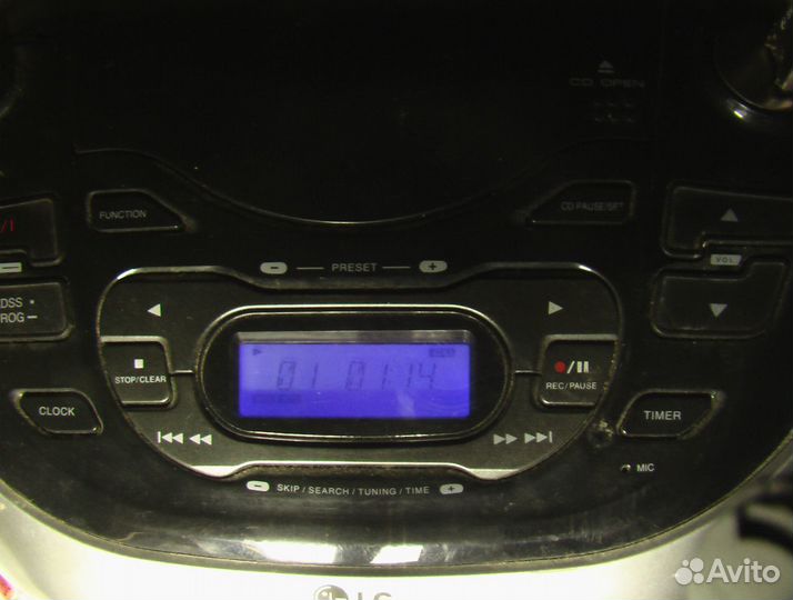 Бумбокс LG с флешкой