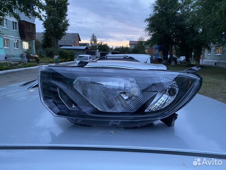 Левая фара Granta FL (2018-Н.в)