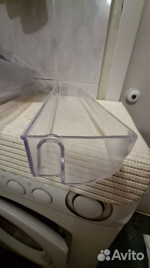 Полки-балконы для холодильника Аристон-Хотпоинт