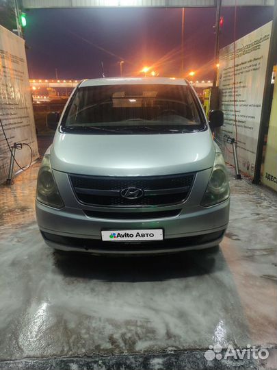 Hyundai Grand Starex 2.5 AT, 2008, 230 000 км