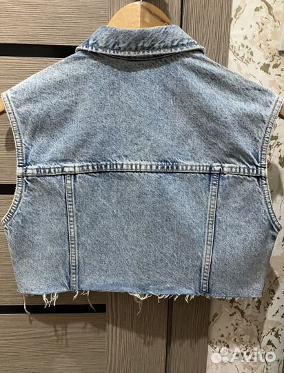 Джинсовая жилетка Zara XS
