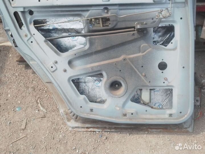 Двери на ваз 2111