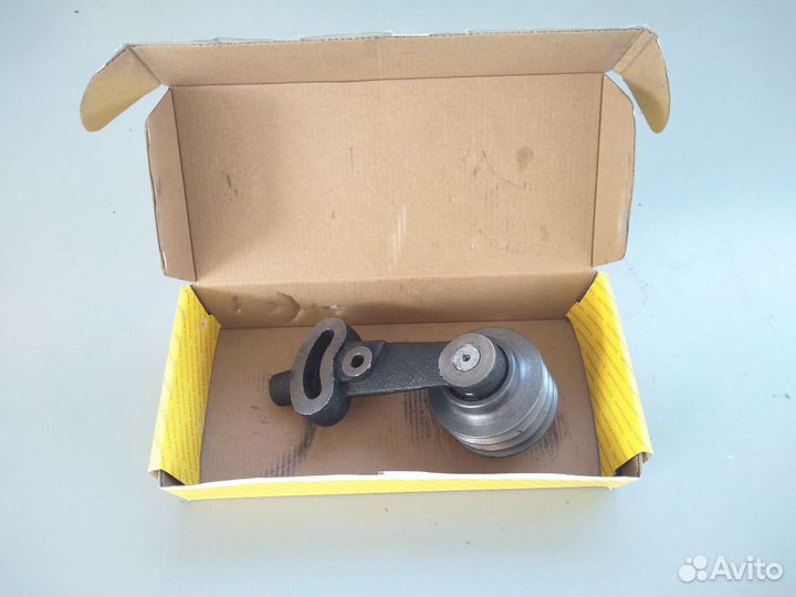 Натяжитель ремня Урал/Камаз