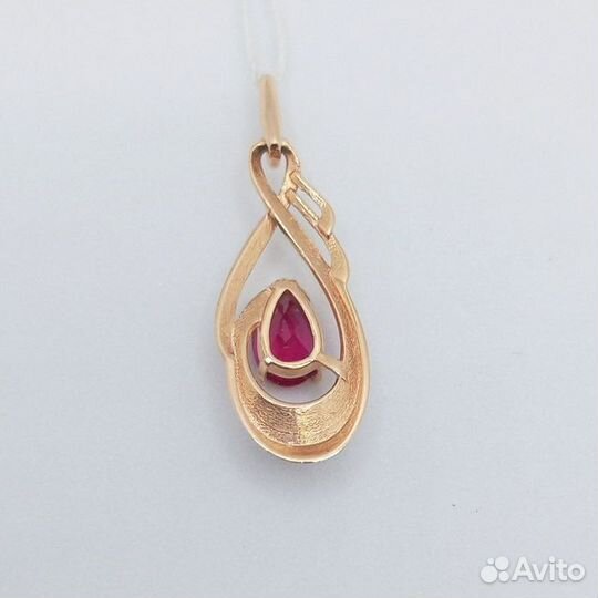 Подвеска с синтетическим камнем Золото