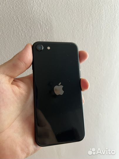 Телефон iPhone se 2020 64gb