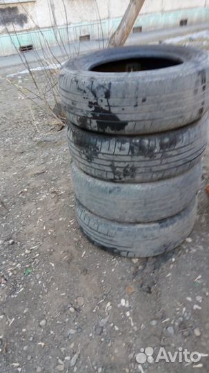 Bridgestone Dueler H/P 92A 215/65 R16