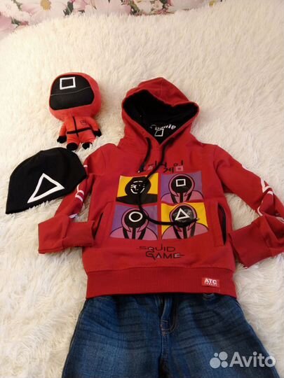 Кофта с шапкой