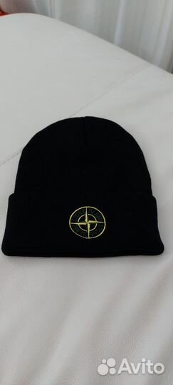 Вязаная шапка мужская Stone Island
