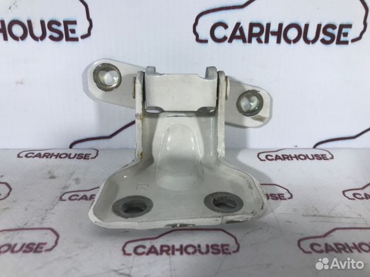 Петля двери задняя правая Mazda Familia 1.5 2001