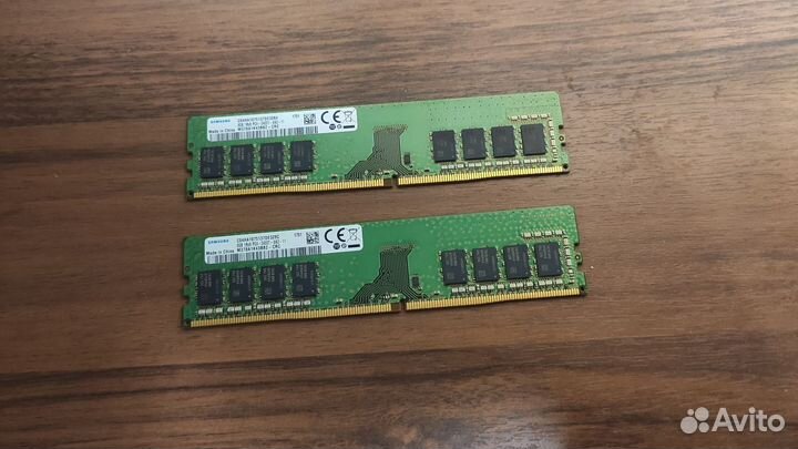 8x2Gb samsung M378A1K43BB2-CRC DDR4 2400 dimm