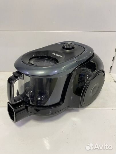 Пылесос Samsung SC18M2150SG