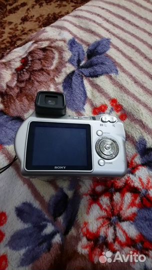 Sony Cyber-Shot DSC-H7