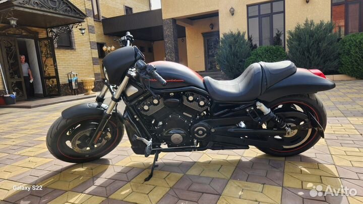 Harley-Davidson V-rod