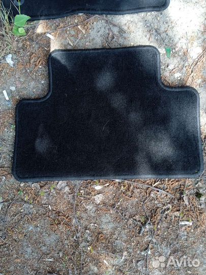 Автомобильные коврики текстильные