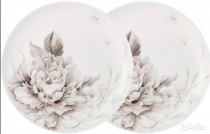 Фарфор салатник - тарелка суповая есть 8 шт. Новые