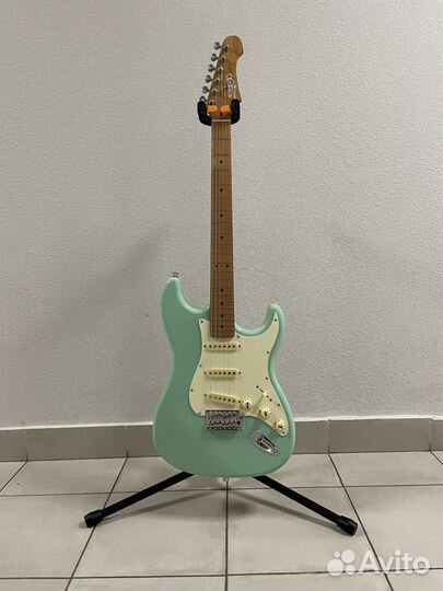 Электрогитара Jet JS-300+Аксессуары