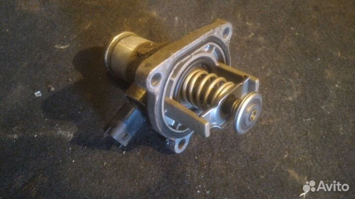 Термостат Opel Astra H