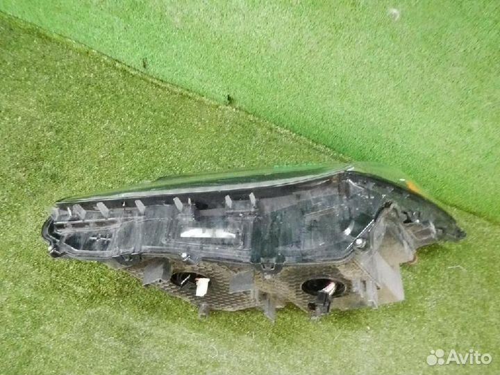 Фара левая Lexus RX200t/RX300/RX350/RX350L/RX450h/RX450hL