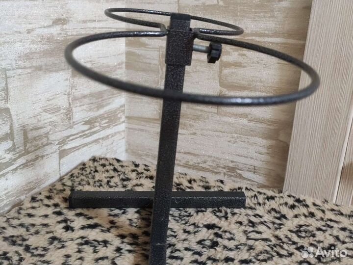 Подсавка для тарелочек животному